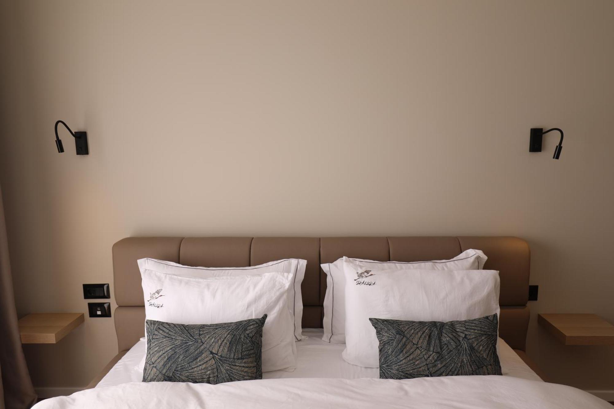 Dallga Suites Tushemisht Esterno foto